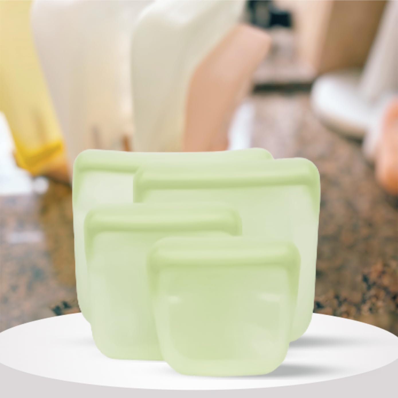 purifyou Set of 4 Reusable Silicone Storage Snack Bags 6oz / 16oz / 32oz / 64oz Self-Seal Food Storage Container for Fruits, Vegetables, Sandwiches, Dishwasher Safe & Leak-free (LimeCream)