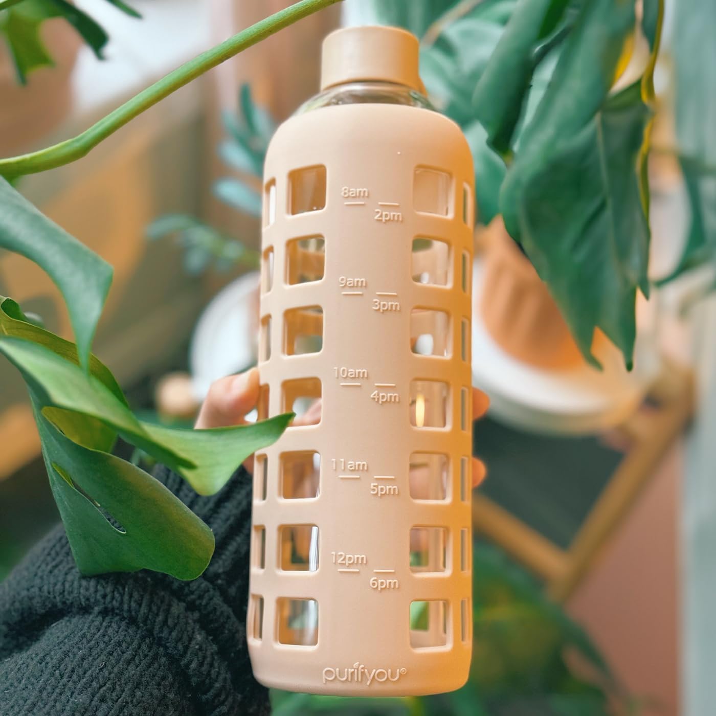 purifyou 40oz / 32oz / 22oz / 12oz Borosilicate Glass Water Bottle with Time & Volume Markers, Silicone Sleeve, Stainless Steel Lid – Reusable Glass Bottle for Water & Juice (32oz Hazelnut)