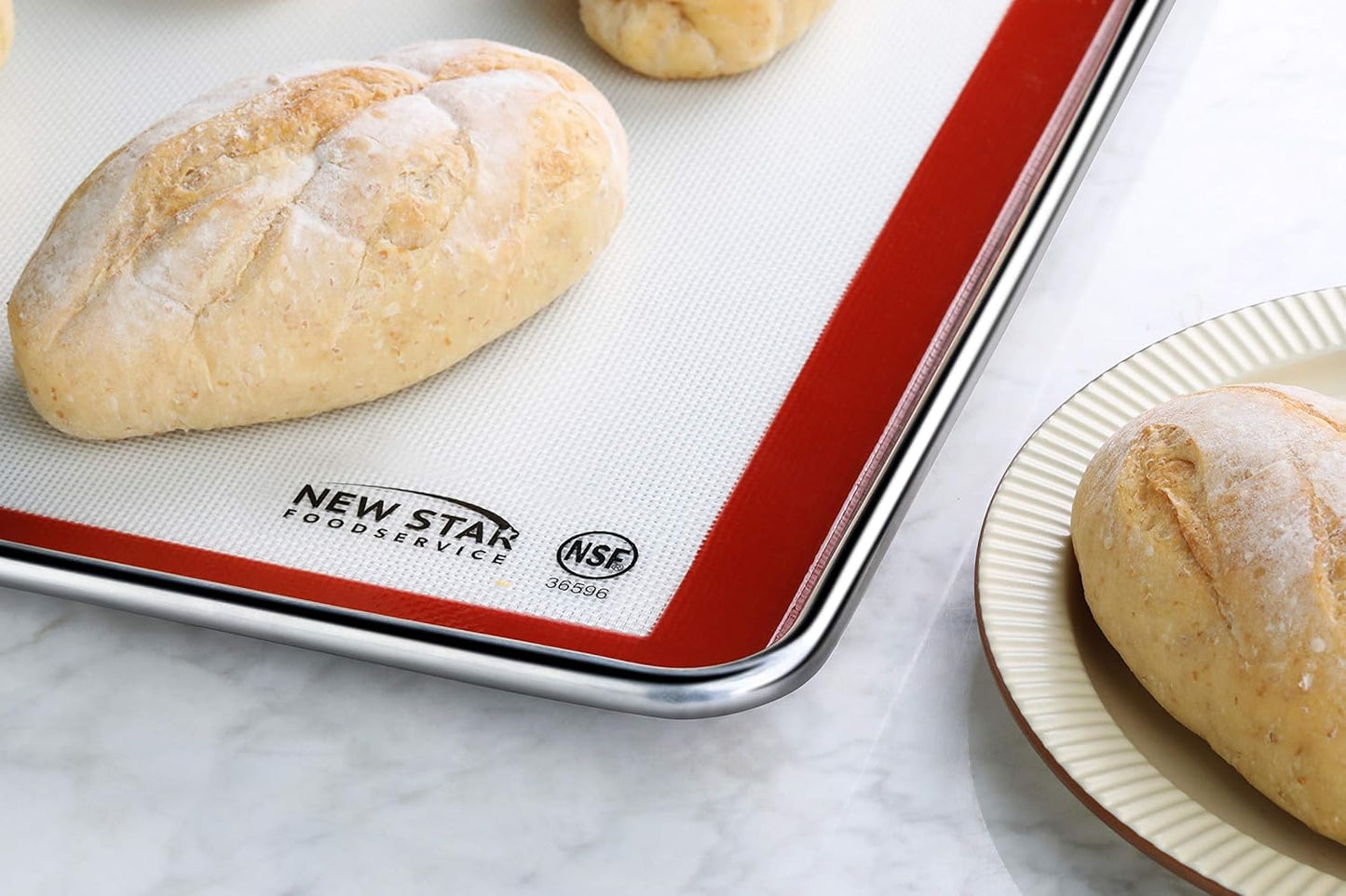 New Star Foodservice 36596 Commercial Grade Silicone Baking Mat Non-Stick Pan Liner, 17 x 25 inch (Full Size)