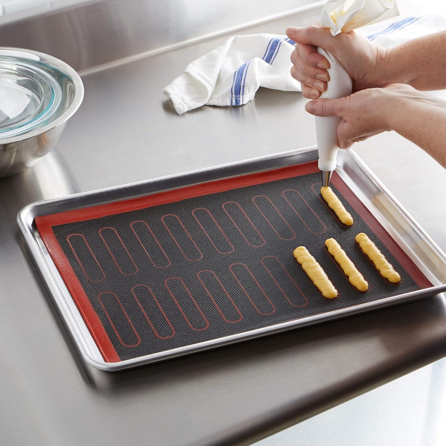 Amazon Basics Silicone Non-Stick Eclair Baking Mat, Reusable, Easy to Clean, 2 Pack, Black/Red/White, Rectangular, 15.7" x 11.8" (Previously AmazonCommercial brand)