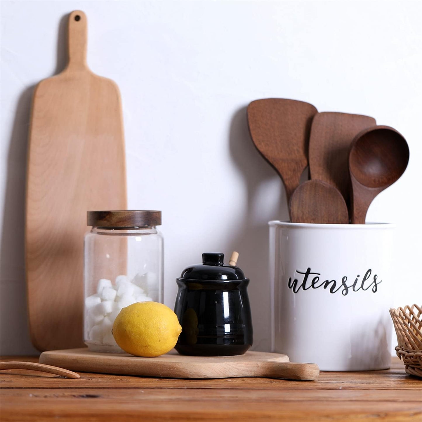 LEETOYI Ceramic Honey Jar with Lid and Dipper,Honey pot for Kitchen,12oz (Black)