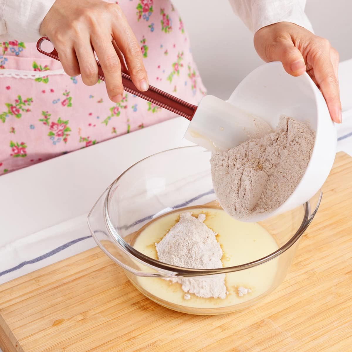 Commercial Grade Silicone Rubber Spatula Set, High Heat Spatula Scrapers 14 Inches, Commercial Spatula for Cooking, Rubber Spatula Set Resistant to 500℉ (2 Scrapers 14"/M)