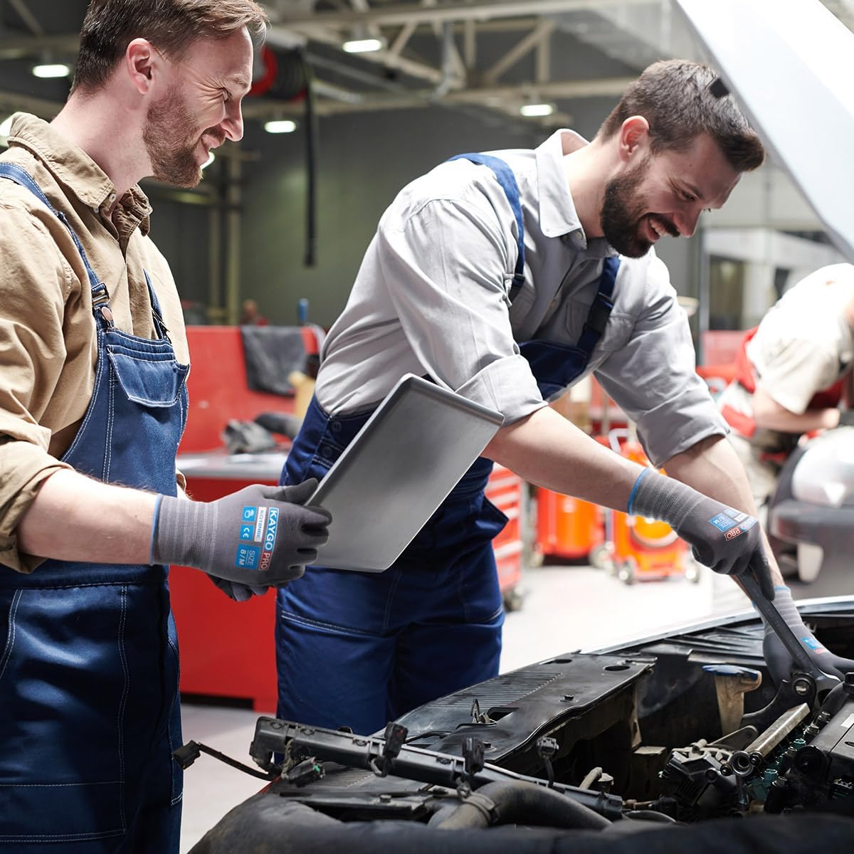 KAYGO Safety Work Gloves MicroFoam Nitrile Coated, 3 Pairs KG18NB,Seamless Knit Nylon Glove with full fingers Touchscreen, Ideal for Automotive,Warehouse,Construction (Gray, Large)