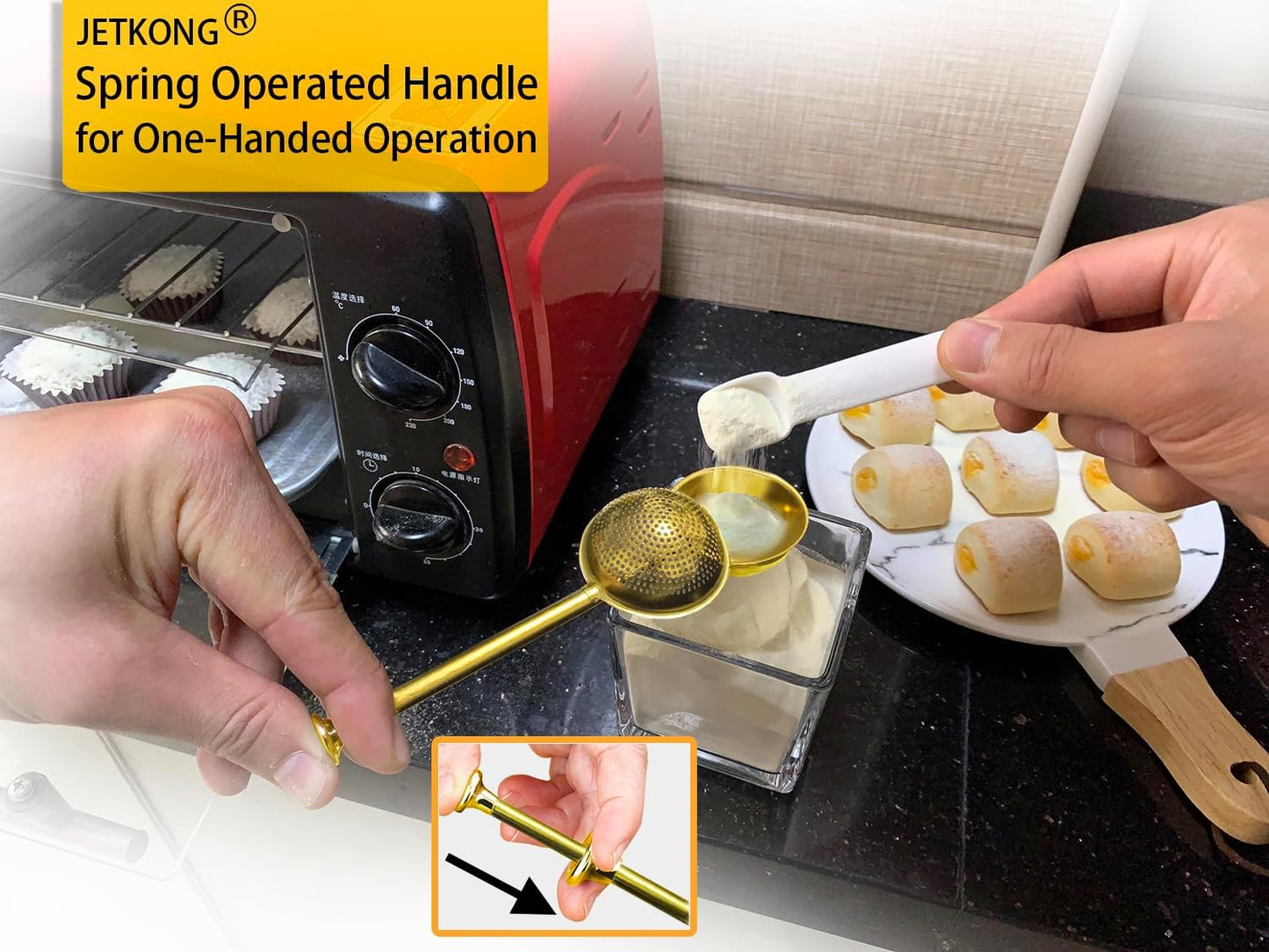 JETKONG Powdered Sugar Shaker Duster Flour Dispenser Shaker with 18/8 Stainless Steel Spring-operated Handle for Sugar Flour and Spices (Gold)