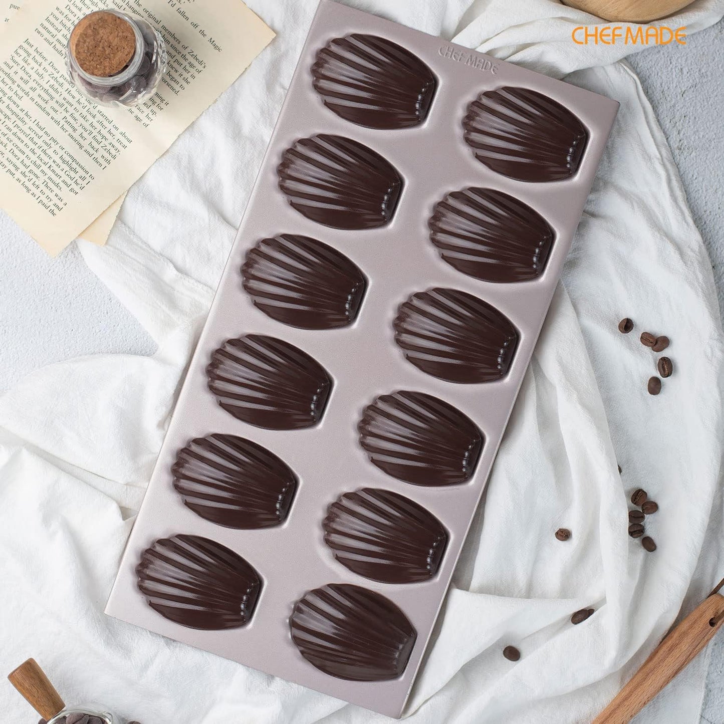 CHEFMADE Madeleine Mold Cake Pan, 12-Cavity Non-Stick Oval Shell Madeline Bakeware for Oven Baking (Champagne Gold)