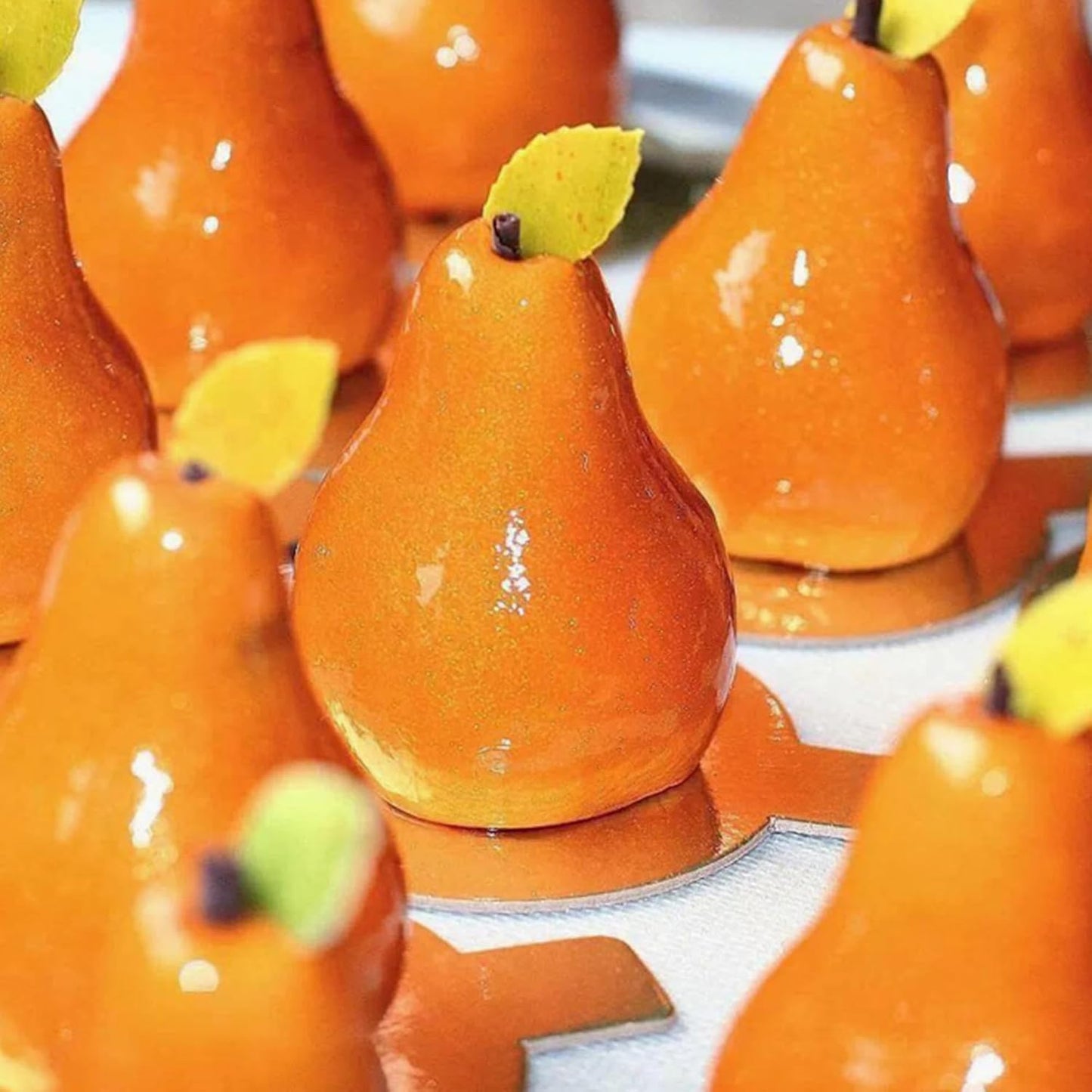 OCPO KITCHEN 3D Pear Shape Silicone Molds for Baking Mousse Cake, 3D Silicone Baking Mold for Candy Pastry Chocolate Truffle Cupcake Jelly Cookie Pudding Cake Decoration Mold, Pear Shape (15-Cavity)