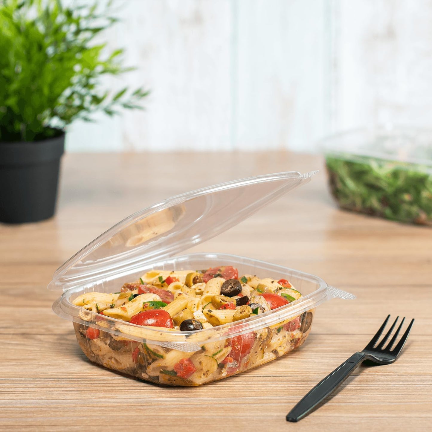 Karat 24oz - 200 ct PET Clamshell Square Deli Containers - For Pasta Salads, Fruit, Deli Sides, and Home Meal Prep - Clear Plastic Food Containers I 7.26"x6.2"x2.05"
