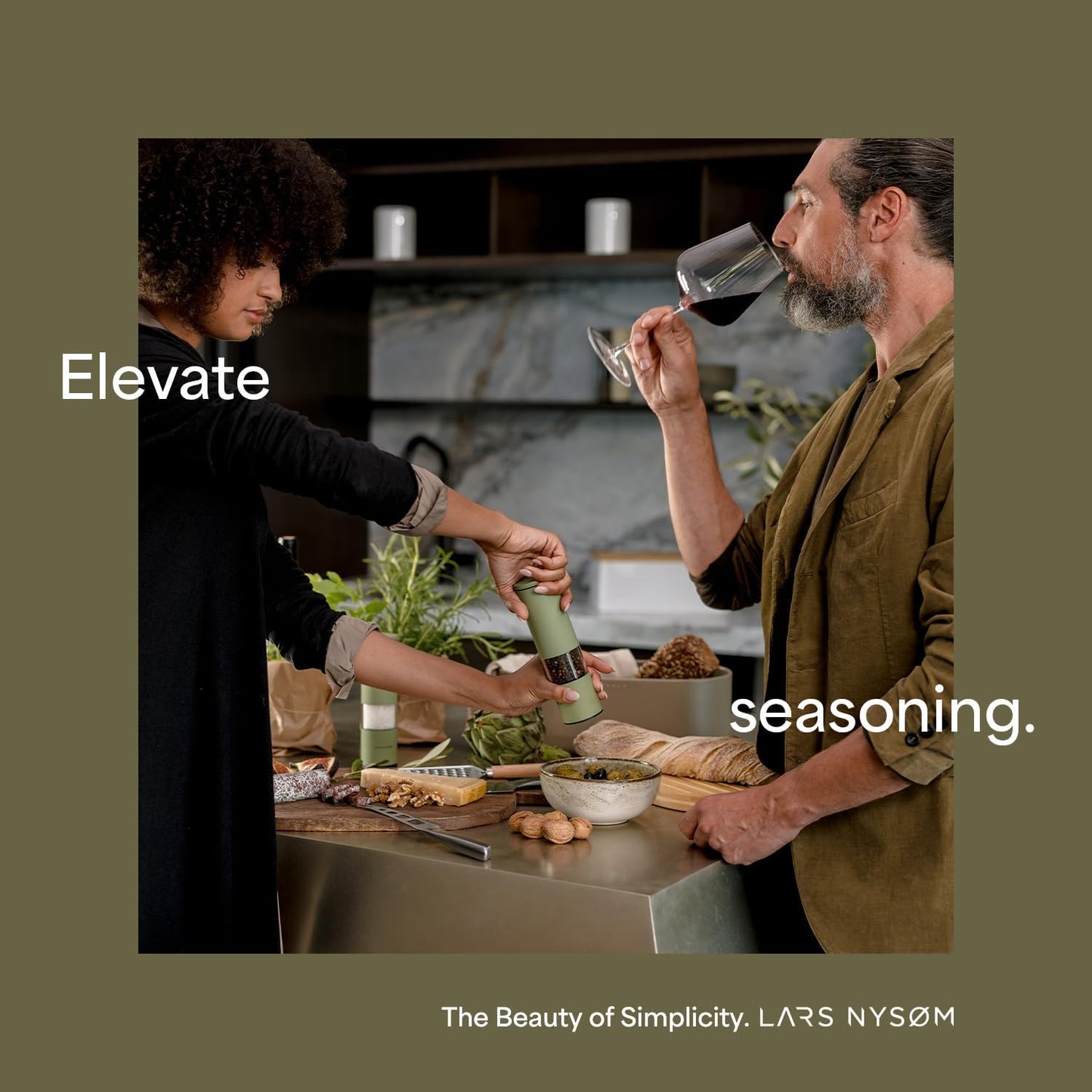 LARS NYSØM Salt and Pepper Grinder Set Manual, Stainless Steel Salt and Pepper Mills with Adjustable Ceramic Grinder I Design Spice Shakers (Stainless Steel)