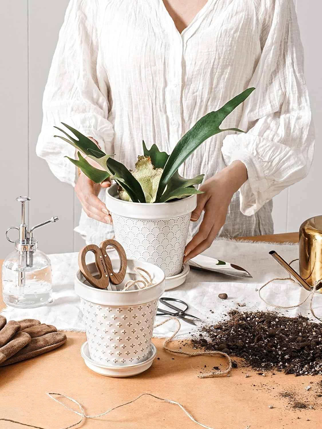 LE TAUCI Ceramic Plant Pots, 6 Inch Flower Pot with Drainage Hole & Saucer, Embossed Planter Pots for Indoor Plant Succulent, Orchid, Cactus, Home Decor - Set of 4, Arctic White