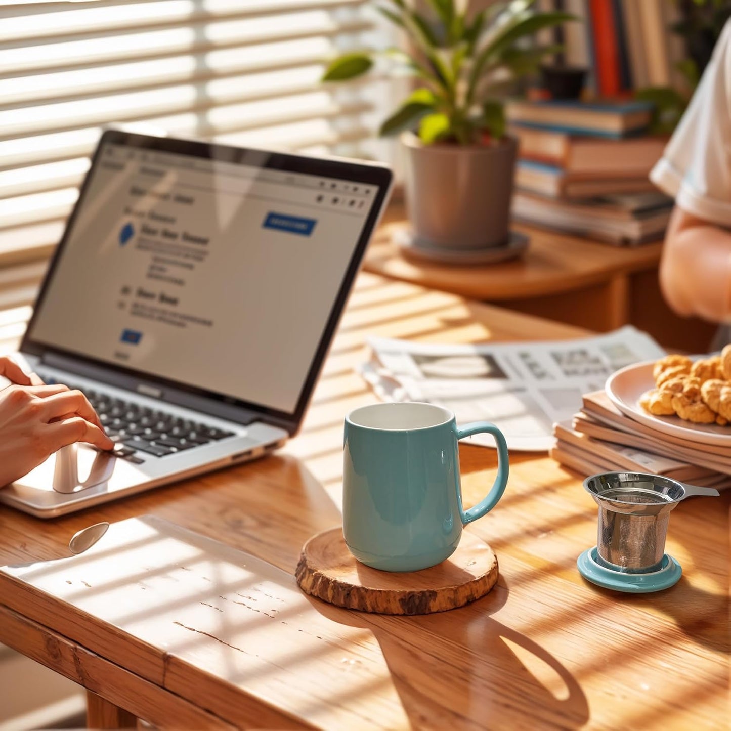 Sweese 20 OZ Porcelain Tea Mug with Infuser and Lid, Loose Leaf Tea Cup, Gifts for Tea Lover - Turquoise