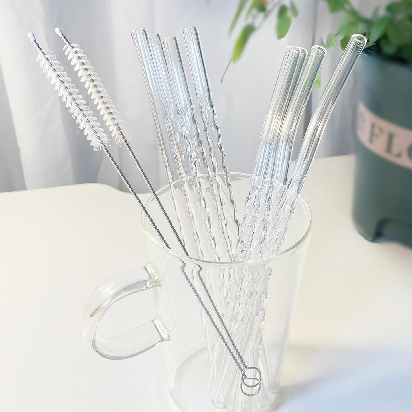Reusable Glass Straws Colorful Twist Shape Sets of 8 with 4 Bent and 4 Straight Straws & 2 Cleaning Brushes, 8"x 0.3" Thick Clear Glass Drinking Straw for Tumblers Gift Wrap Dishwasher Safe