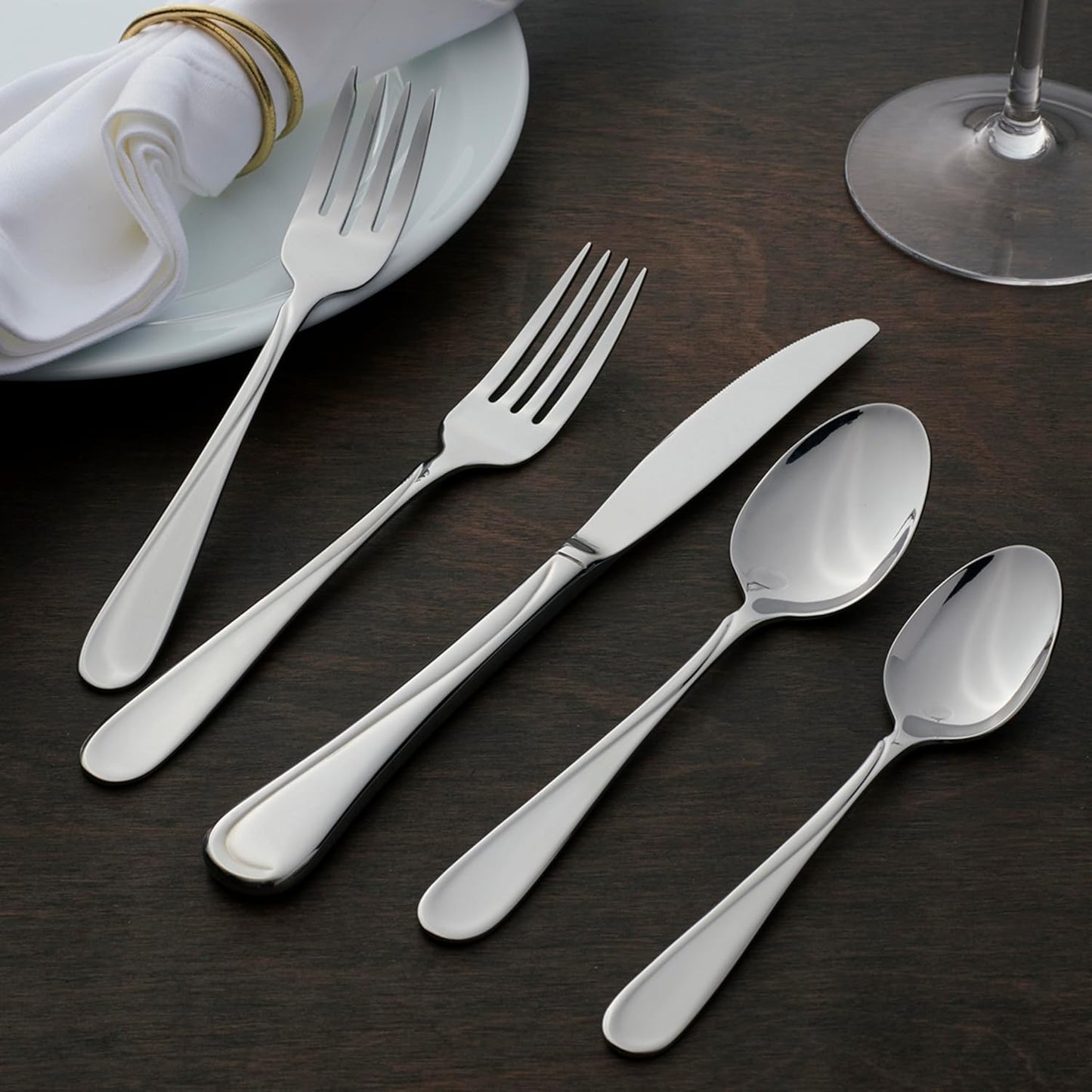 Oneida 2865020BL20 Flight 20 Piece Everyday Flatware Set, Service For 4