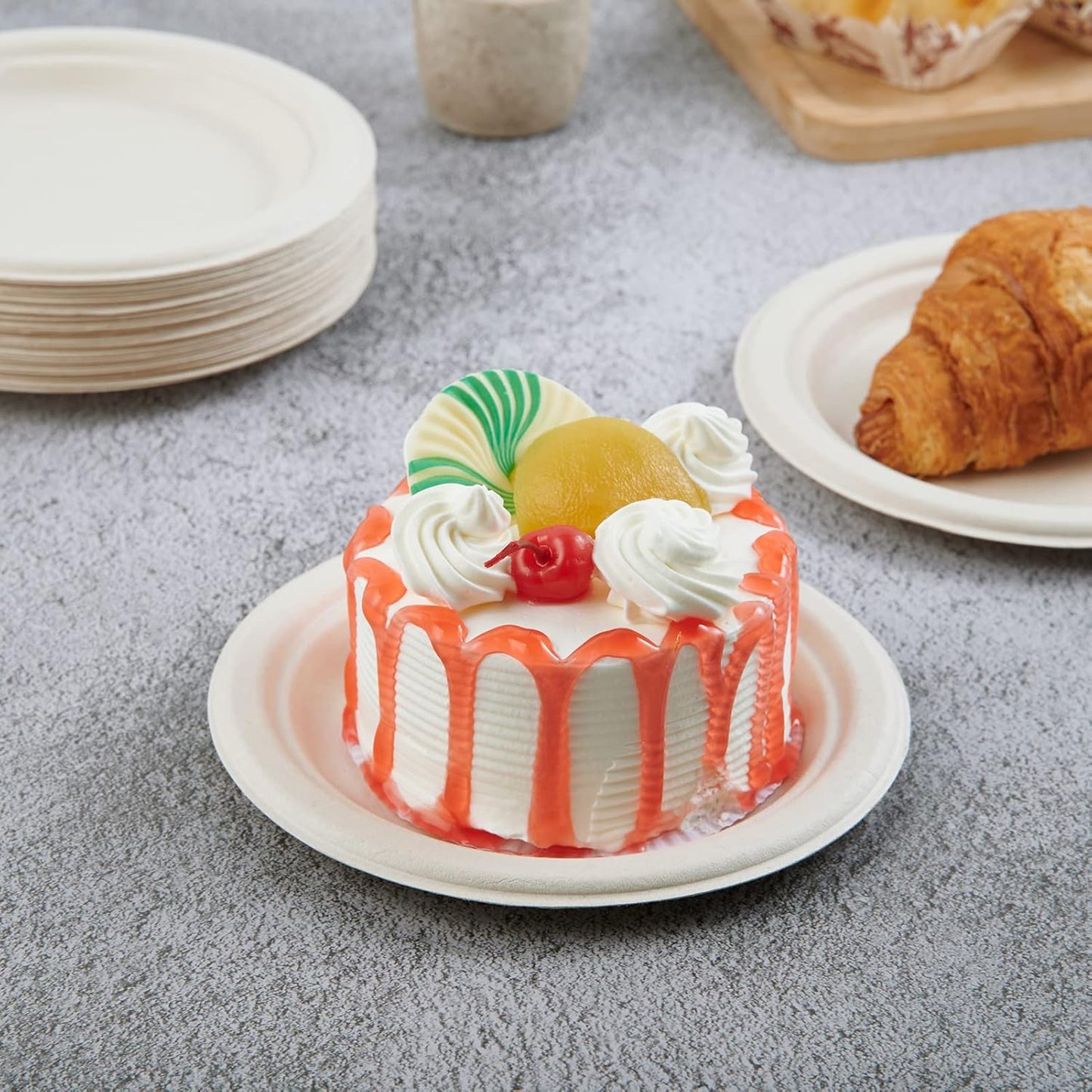 Vplus 200 Pack Paper Plates 7 inch 100% Compostable, Heavy-Duty Disposable Paper Plates Bagasse Natural Biodegradable Eco-Friendly Sugarcane