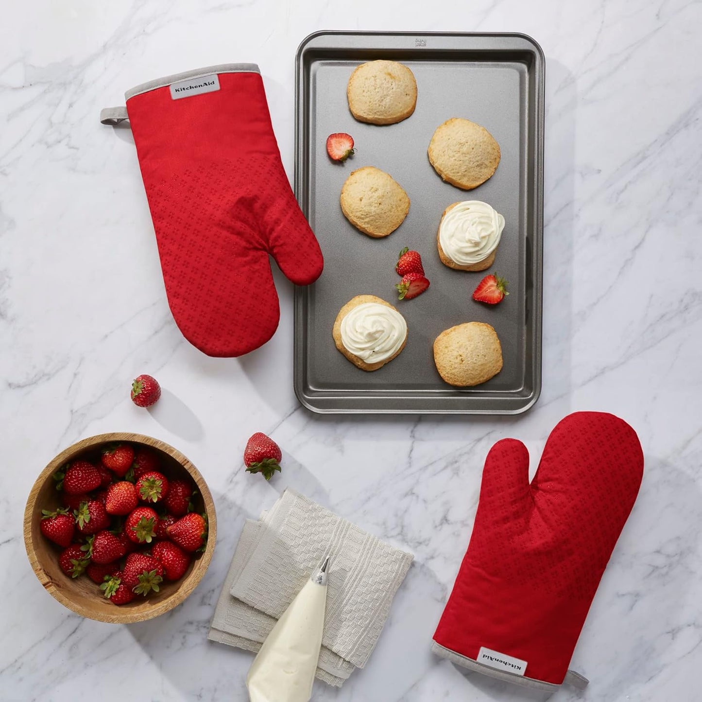 KitchenAid Asteroid Oven Mitt Set, 7"x12.5", Fire Red, 2 Piece