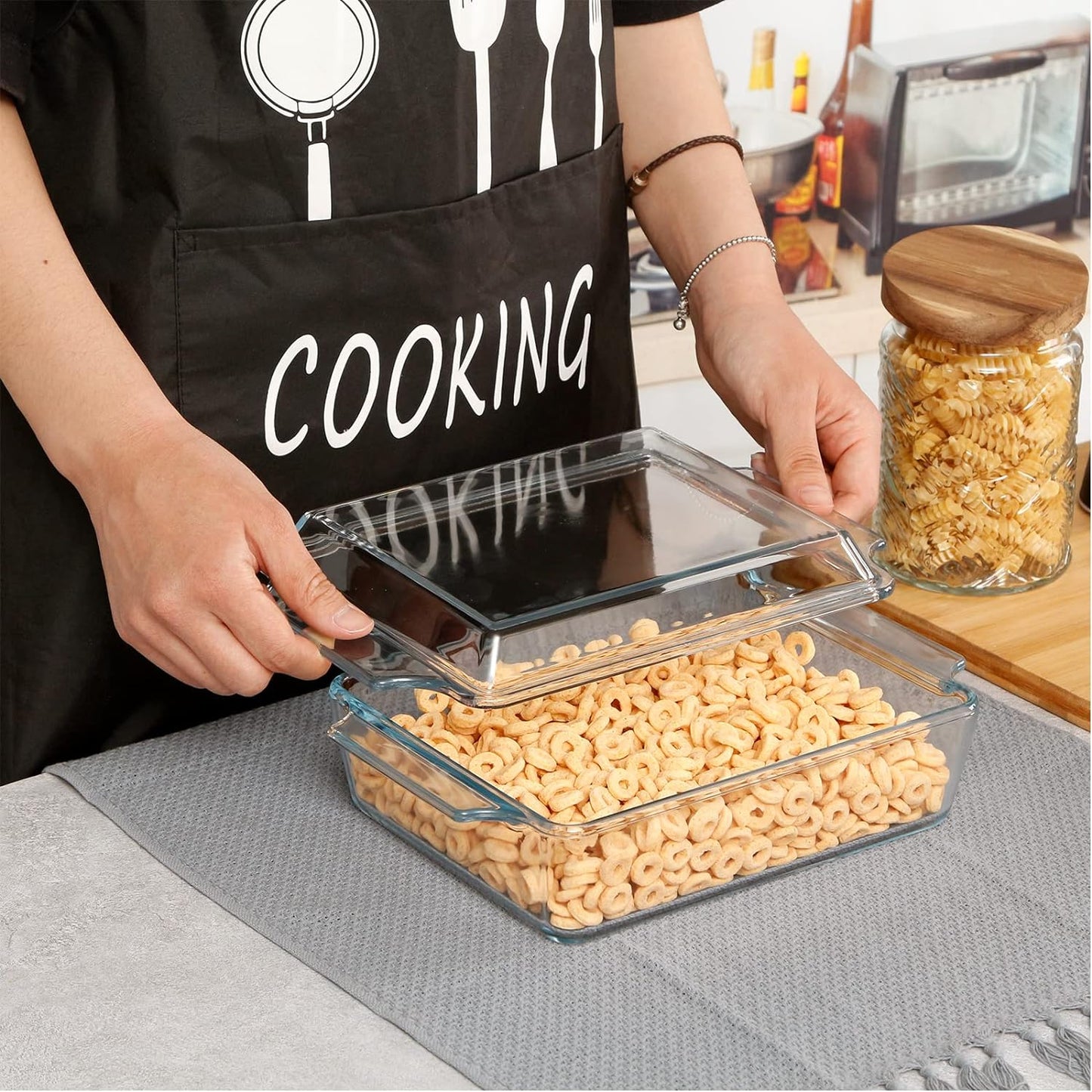 NUTRIUPS Rectangular Glass Casserole Dish With Lid Glass Bakeware Microwave Casserole Dish Lidded Oven Cookware (1.5L)