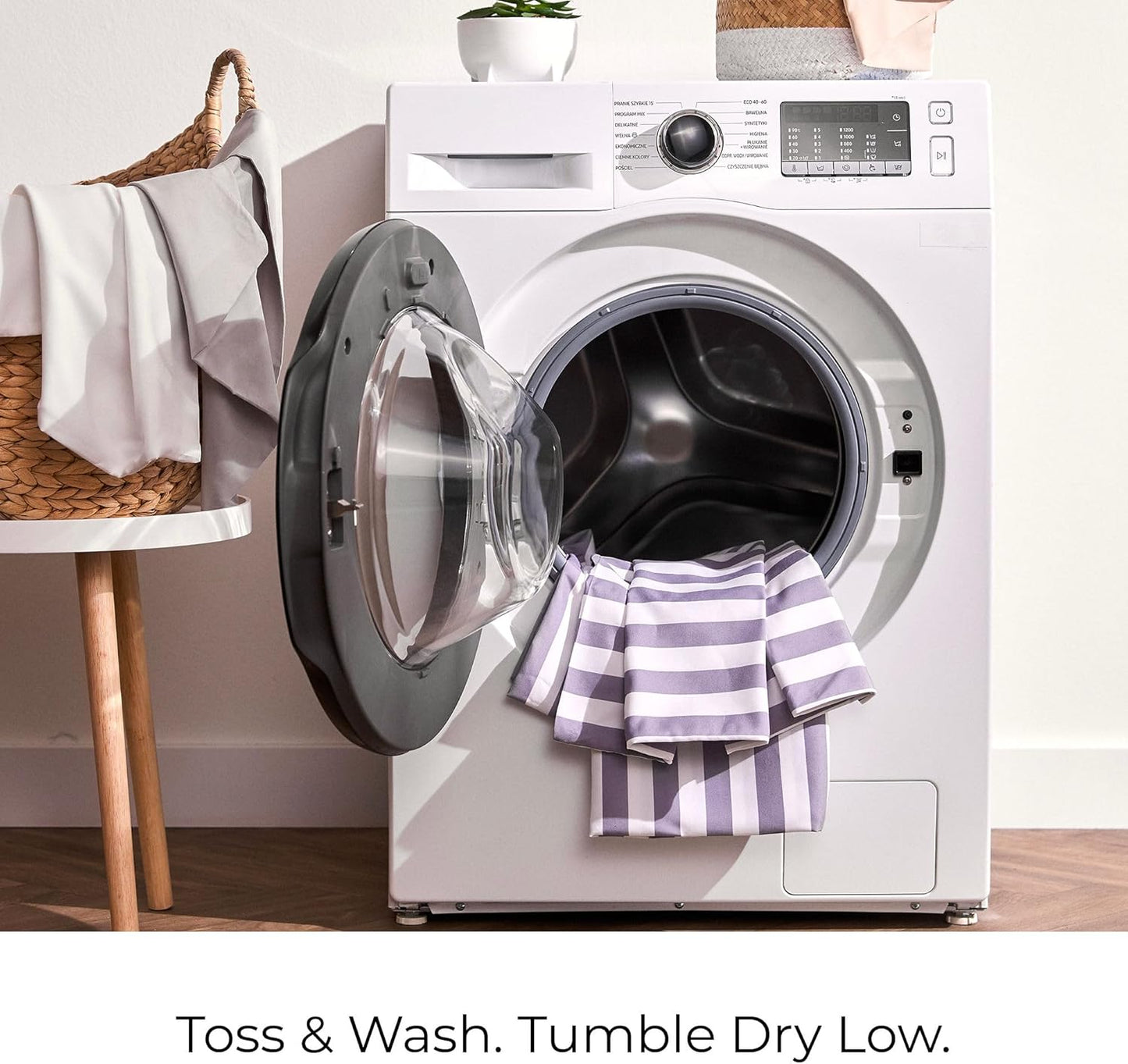 Mellanni Full Sheets Set - 4 PC Iconic Collection Bedding - Hotel Luxury, Extra Soft, Cooling Bed Sheets - Wrinkle, Fade, Stain Resistant (Full, Oxford Stripe Hazy Lilac)