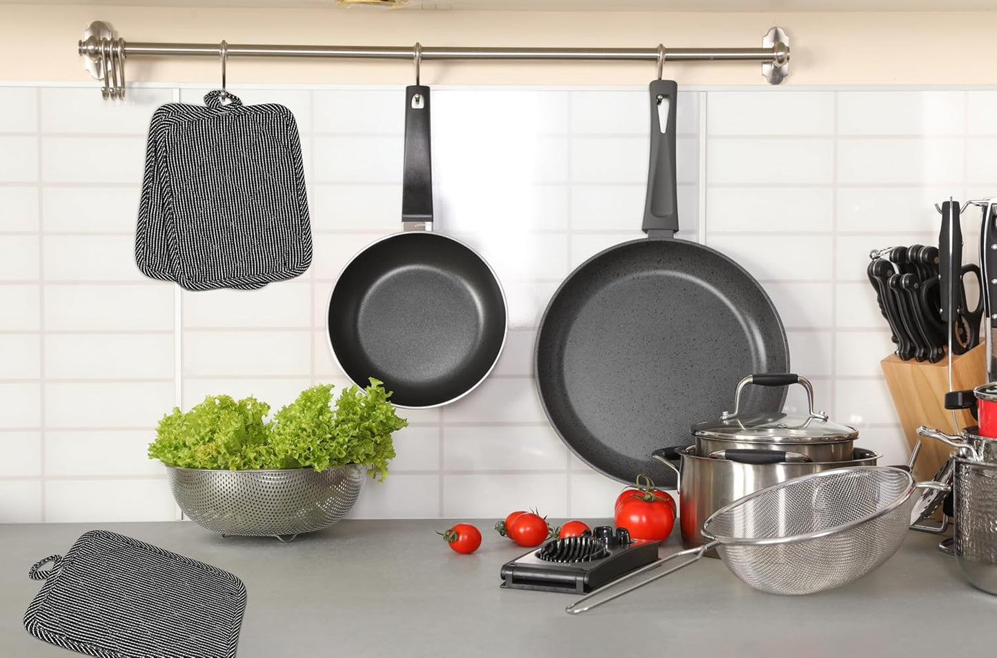 American Linen Pot Holders, Hot Pads, Table Pads for Kitchen and Dining Table, Non Slip Heat Resistant Hot Pot Holder (Grey, 4 Pack)