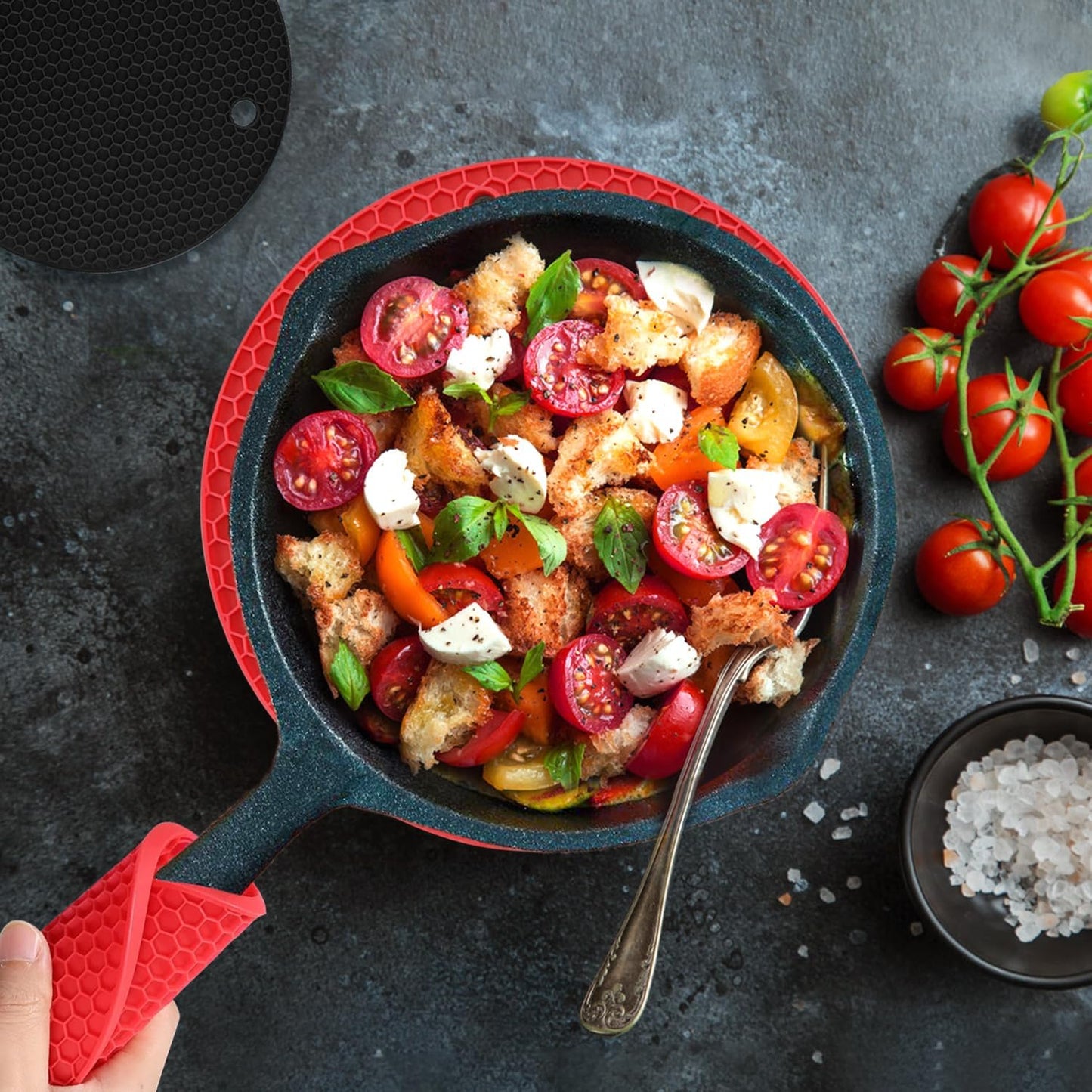 Silicone Trivets for Hot Pots and Pans - 4PCS Heat Resistant Oversized Silicone Pot Holders Hot Pads for Kitchen, Multipurpose Round Trivet Mat, Spoon Holder & Jar Opener, Drying Mat（Red）