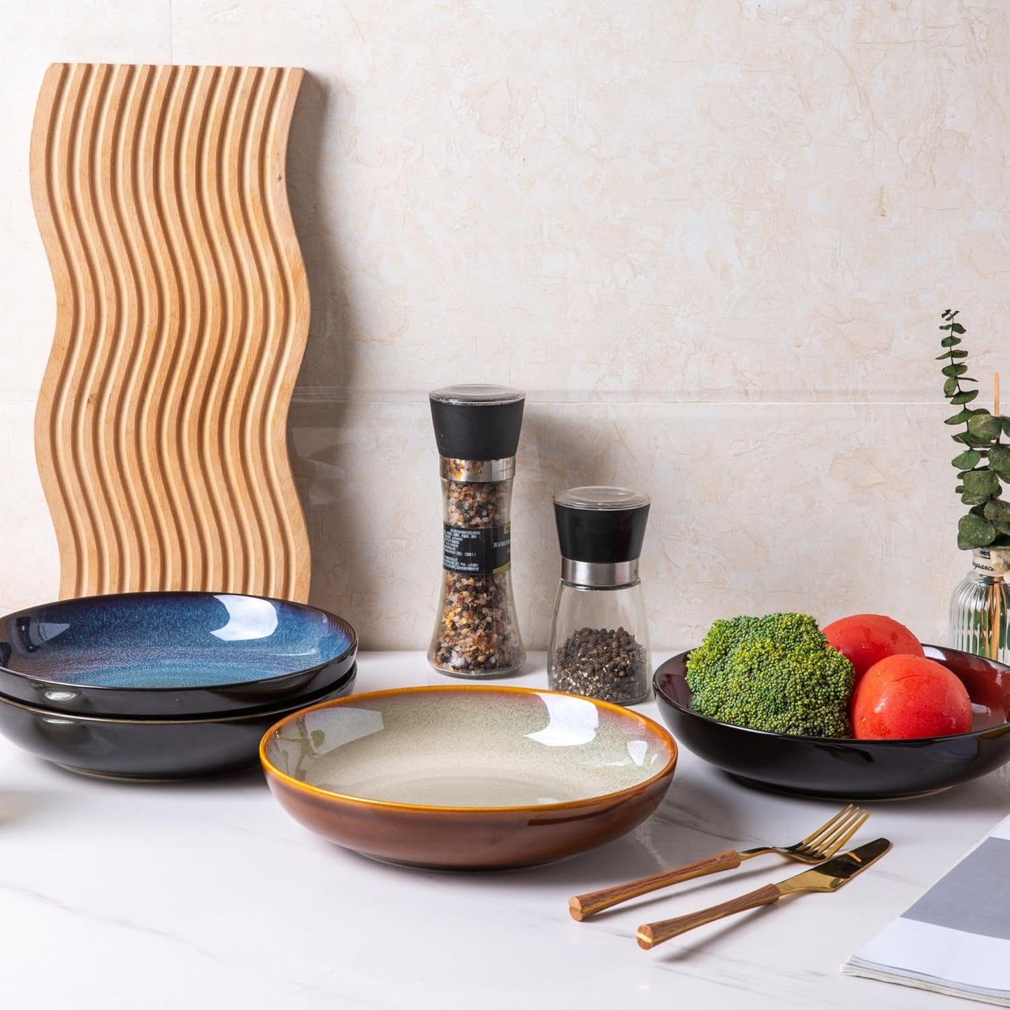 LERATIO Pasta Bowls,Ceramic 38oz Pasta Bowls,9.0" Reactive Glaze Pasta Bowl Set of 4,Microwave & Dishwasher,Oven Safe,Large Wide Serving Bowls for Salad, Dessert,Pizza,Fruit -Colorful