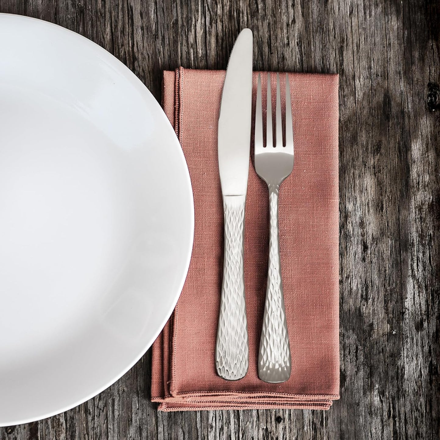 Hampton Forge – Melody Hammered – 20 Piece Flatware Set, Service for 4