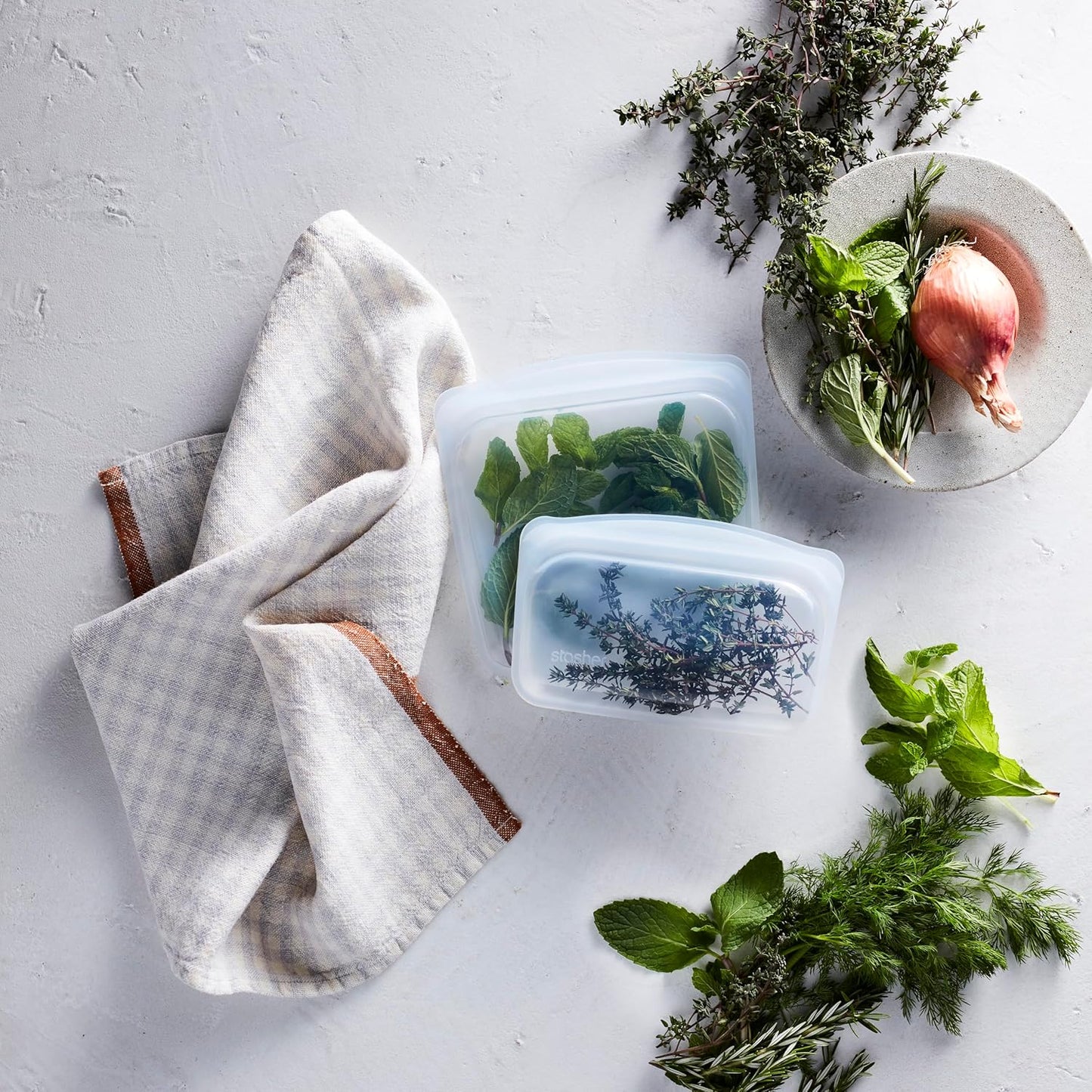 Stasher Premium Silicone Reusable Food Storage Snack Bag, Aqua, Microwave, Sous Vide, Dishwasher, Oven and Freezer Safe, BPA Free, Leak-free, Eco-friendly, 12 Oz